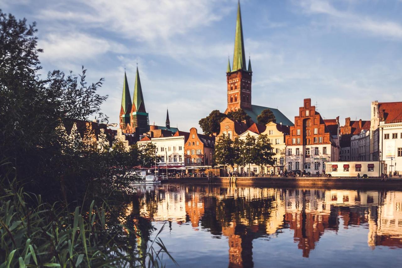 Hotel Die Reederin Lübeck Buitenkant foto